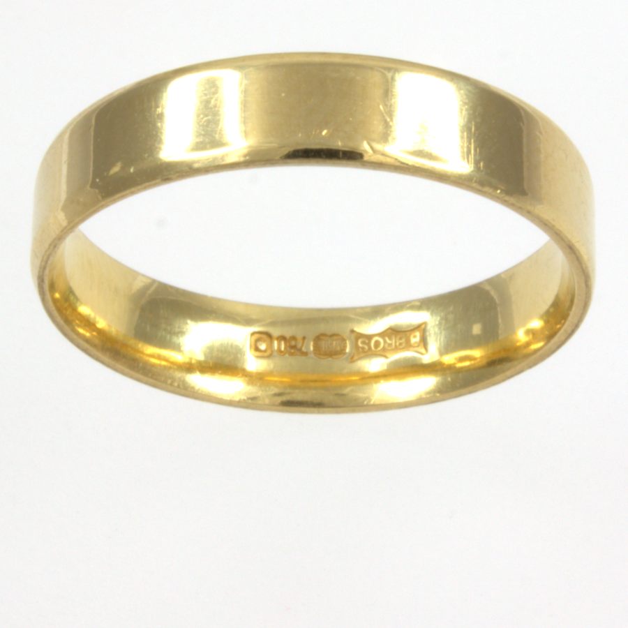 18ct gold Wedding Ring size L